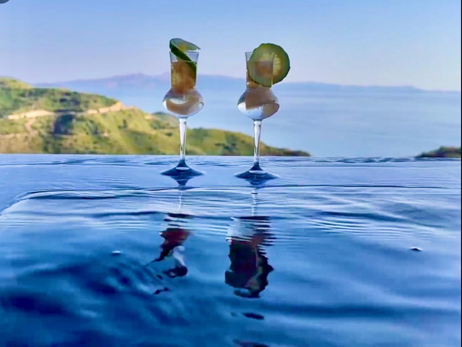 Vila Elezi Piqeras Borsh Bagian luar foto